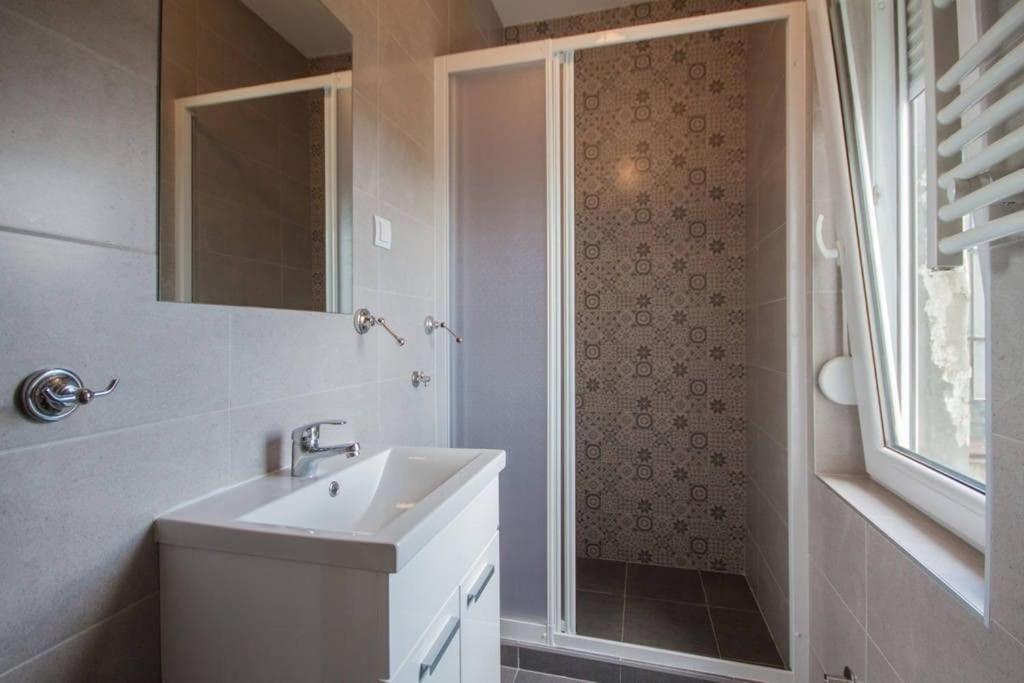 Apartment Spacious 3bdr Near Terazije & Bw